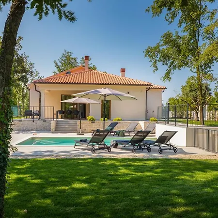 Villa Marija *